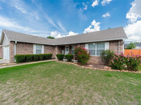 2208 Green Meadows , McAlester, OK 74501