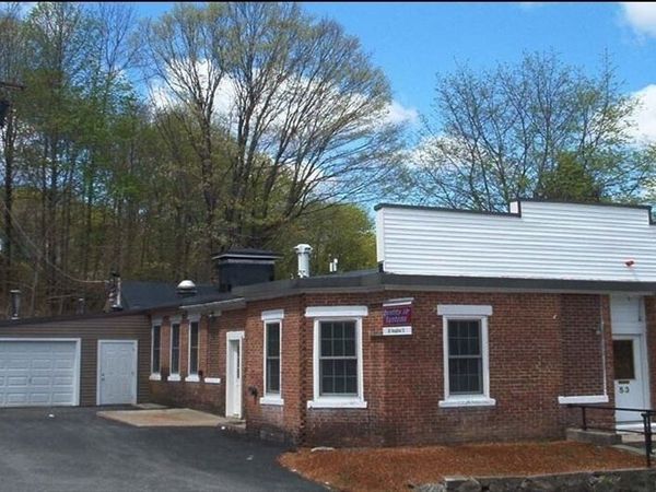 53 Houghton St, Hudson, MA 01749