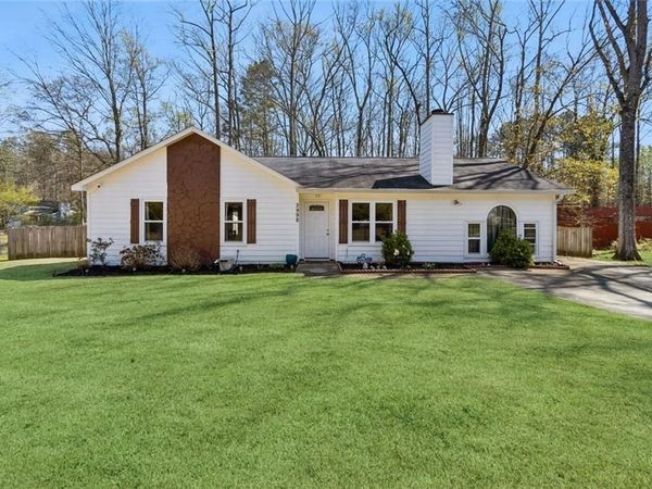 2998 Valley View Circle, Powder Springs, GA 30127