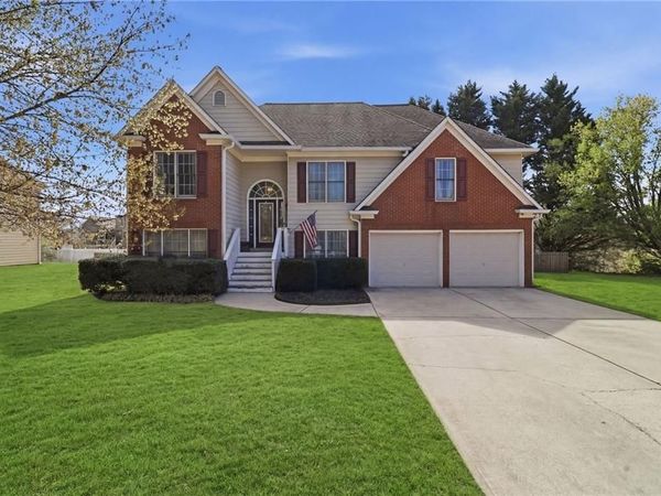 8 Arbor Hills Road N, Talking Rock, GA 30175