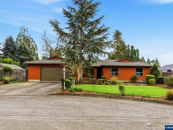 1180 Koffler Av, Woodburn, OR 97071