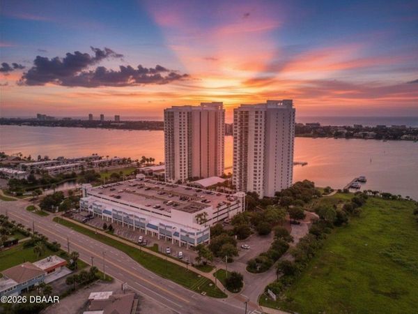 231 Riverside Drive, Unit 604, Holly Hill, FL 32117