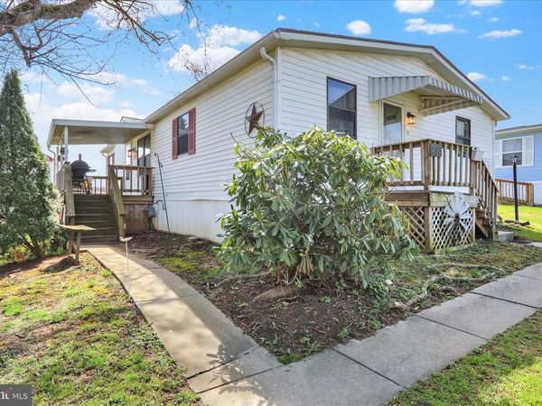 203 GREYFIELD DRIVE, LANCASTER, PA 17603