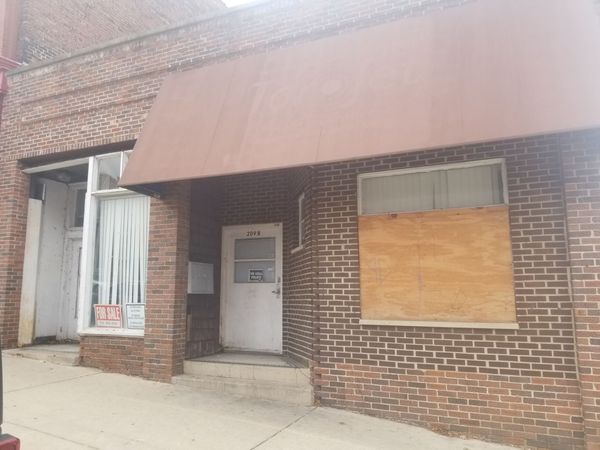 209 E Galena Boulevard , Aurora, IL 60505