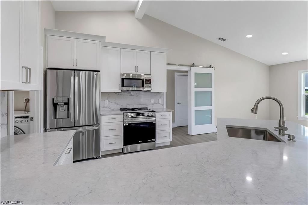 270 Madison Dr, Naples, FL 34110 Photo