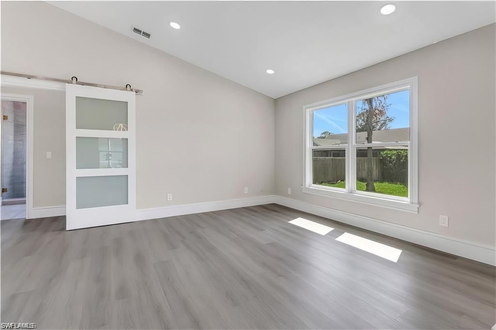 270 Madison Dr, Naples, FL 34110 Photo