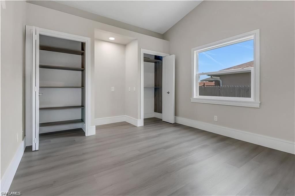 270 Madison Dr, Naples, FL 34110 Photo