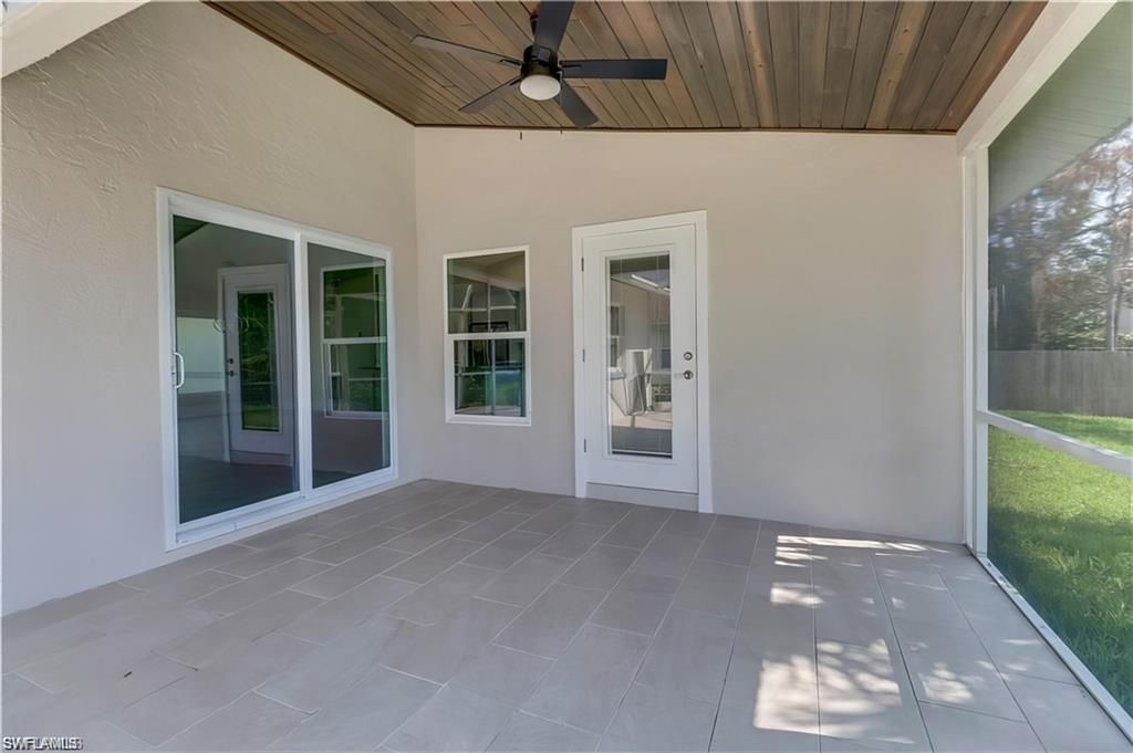 270 Madison Dr, Naples, FL 34110 Photo