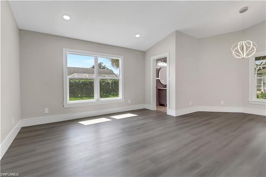 270 Madison Dr, Naples, FL 34110 Photo