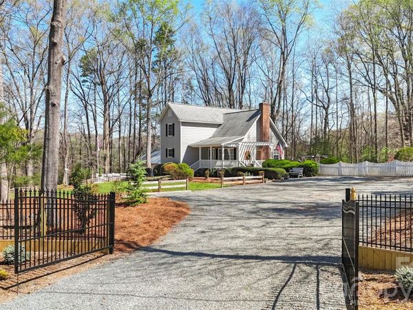 8003 Pine Oak Road, Waxhaw, NC 28173