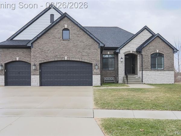 13033 Cathedral Court, Shelby Twp, MI 48315