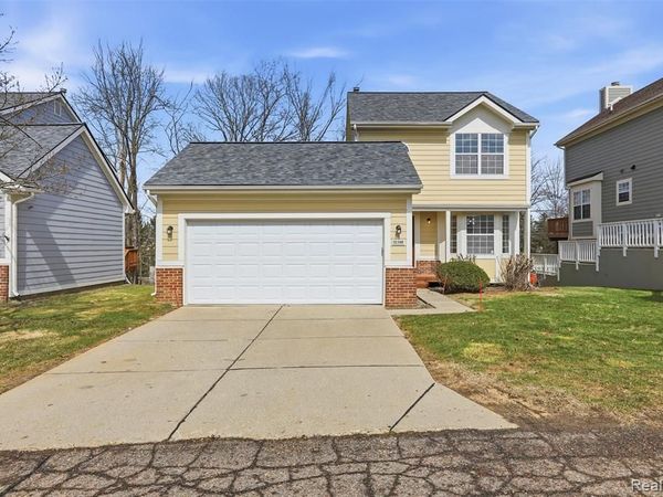 31192 Columbia Drive, Novi, MI 48377