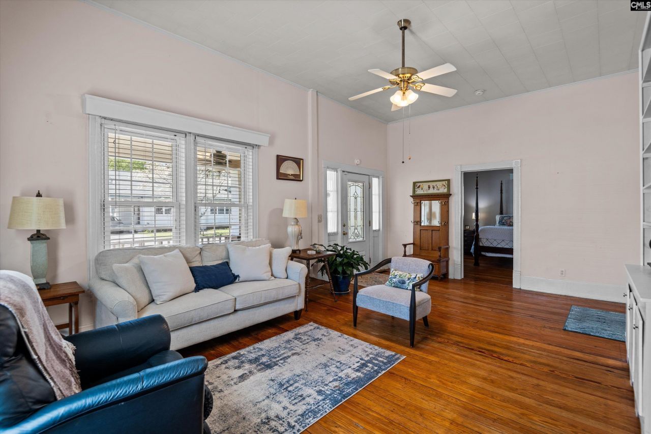 122 Bennett Street Photo 10