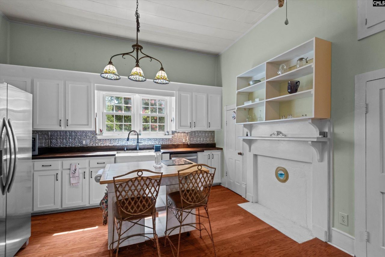 122 Bennett Street Photo 13