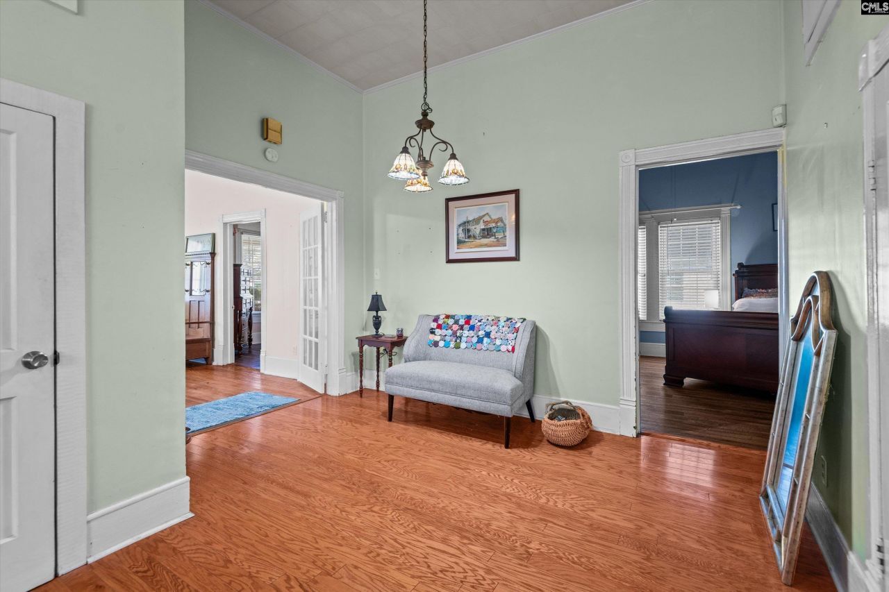 122 Bennett Street Photo 16