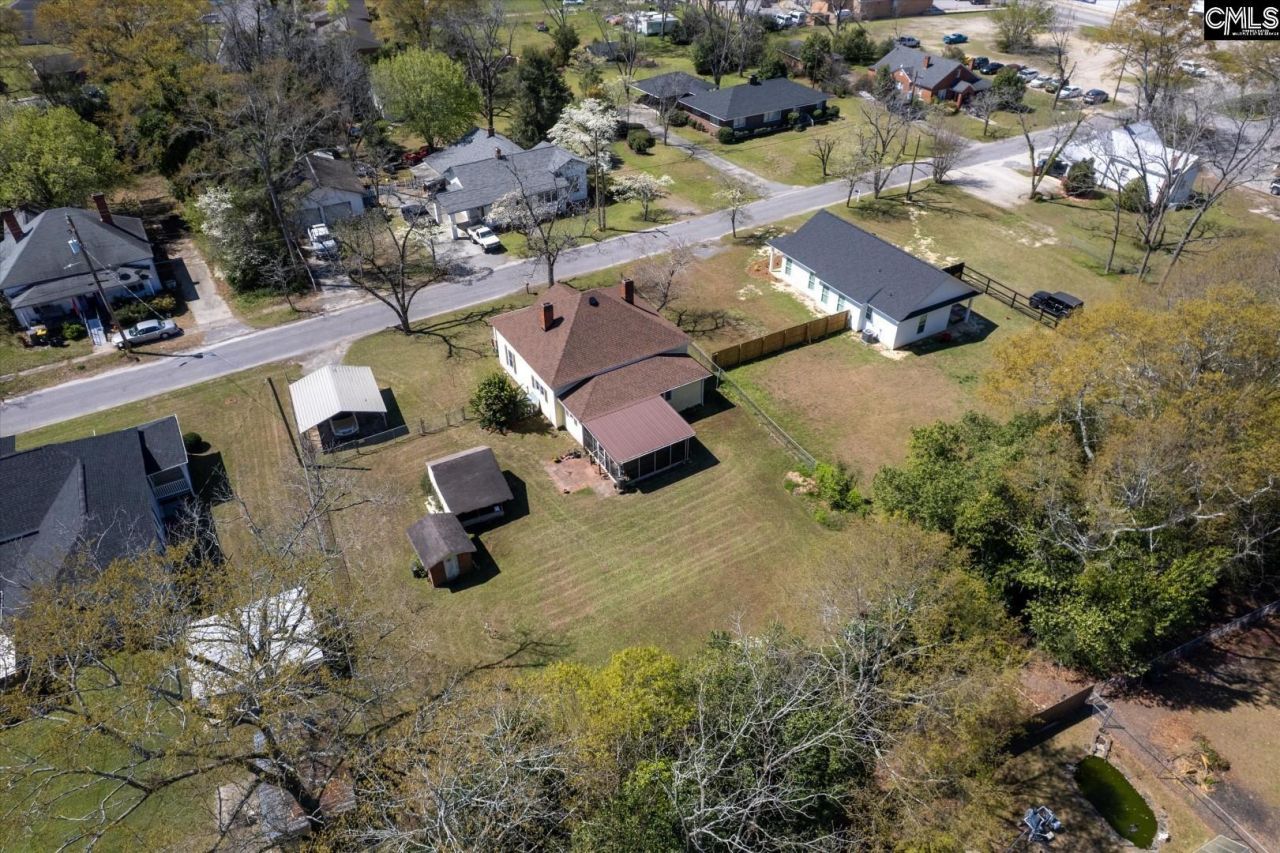 122 Bennett Street Photo 33