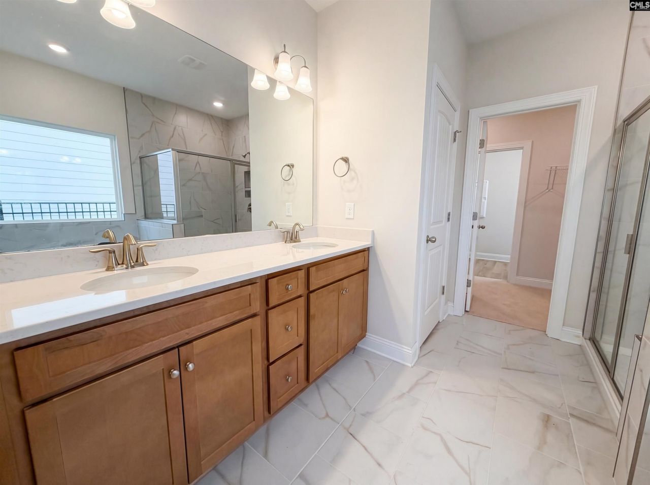 360 Autumn Pond Drive Photo 13