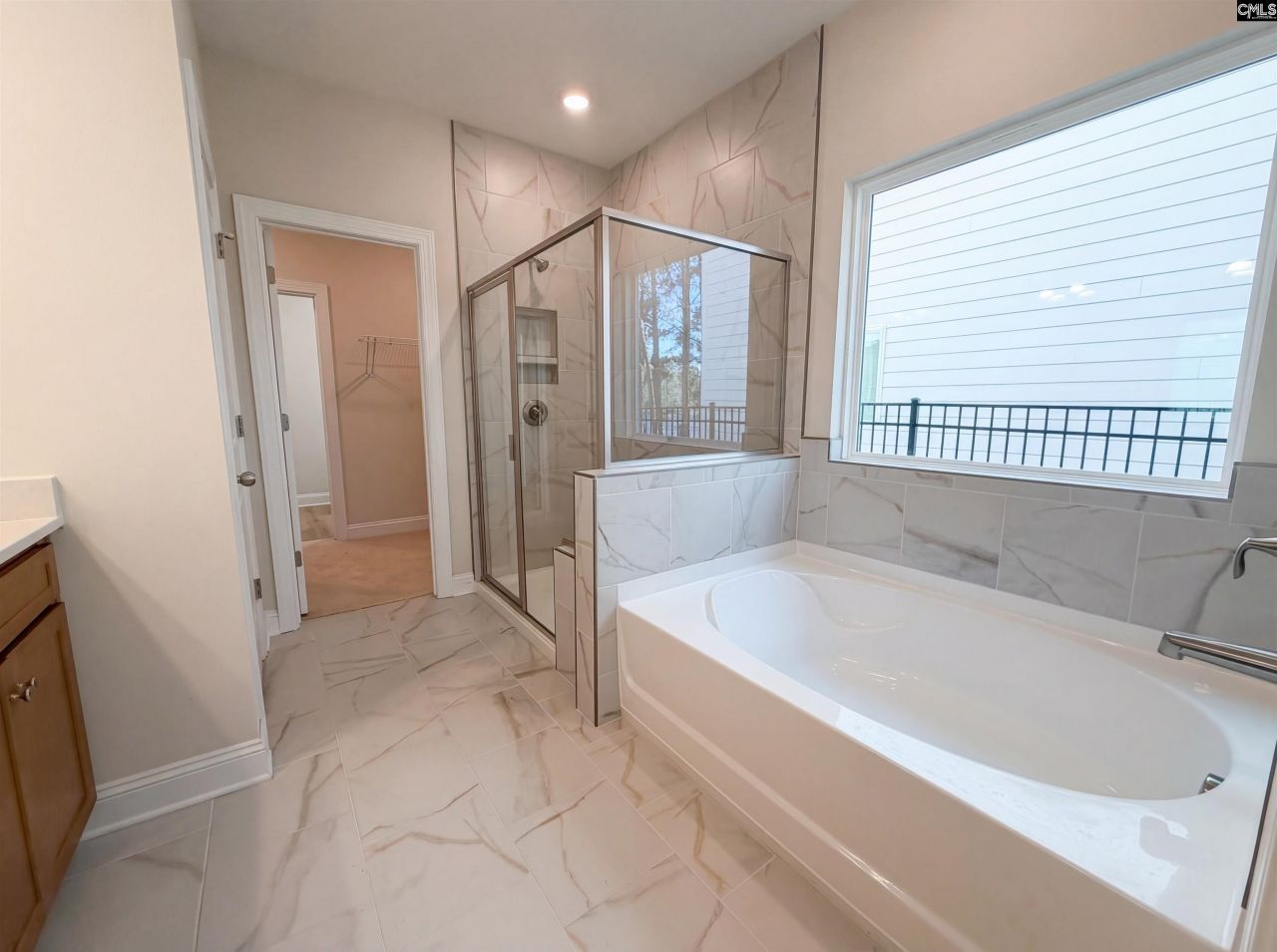 360 Autumn Pond Drive Photo 14