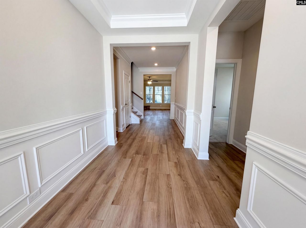 360 Autumn Pond Drive Photo 18