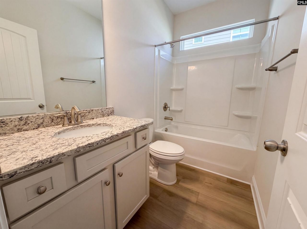 360 Autumn Pond Drive Photo 6