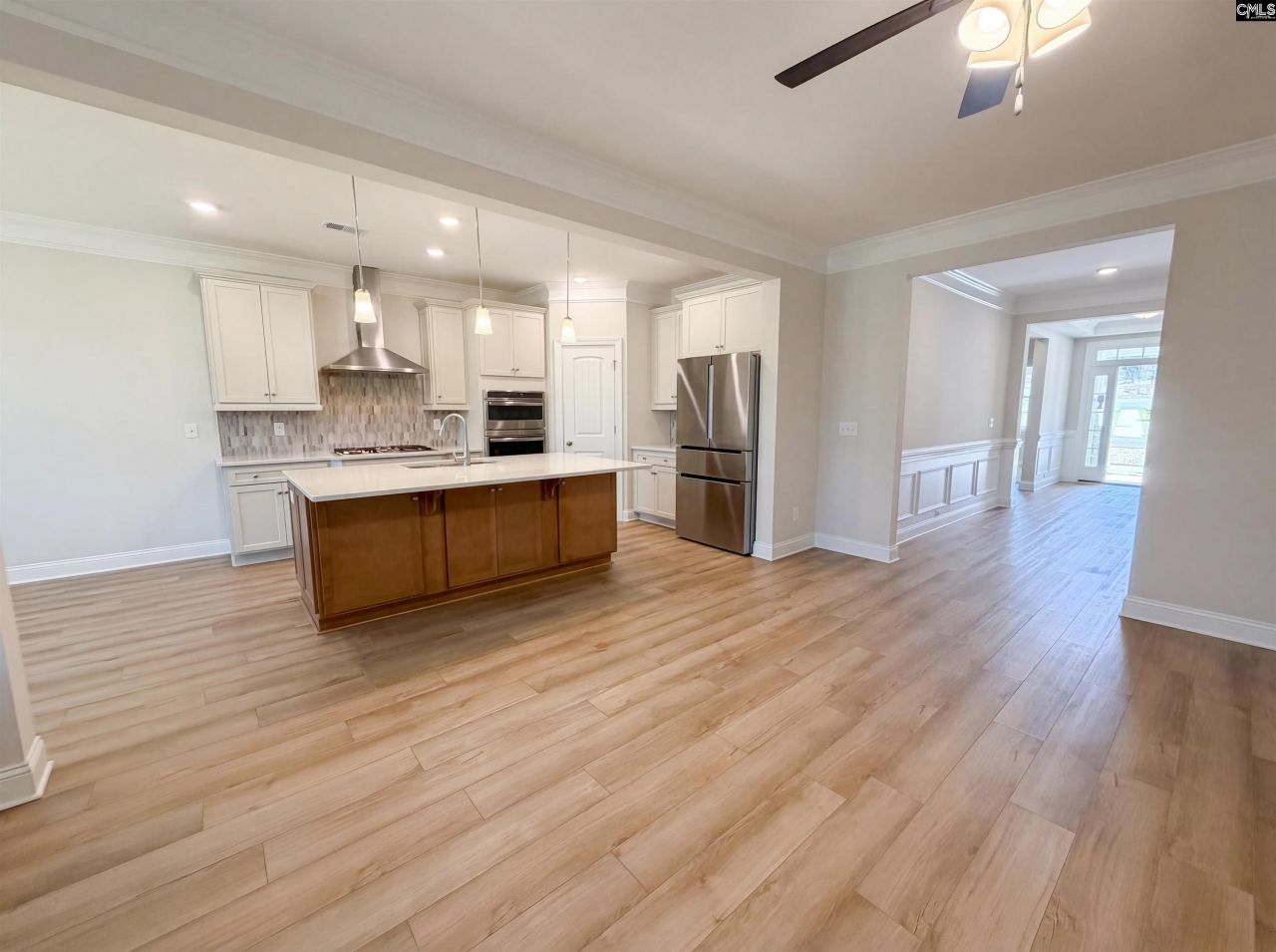 360 Autumn Pond Drive Photo 9