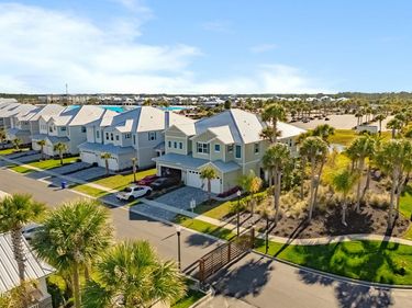 599 MARQUESA Circle, St. Johns, FL 32259