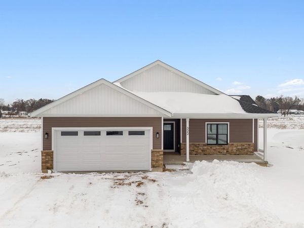322 Willow Street, Pardeeville, WI 53954