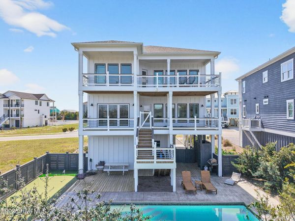 381 E Fourth Street, Ocean Isle Beach, NC 28469