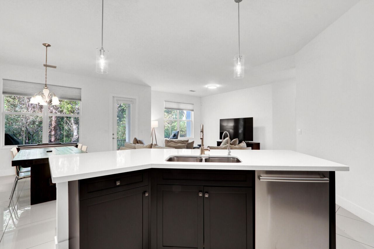 7113 Kensington Court, Palm Beach Gardens, FL 33418 Photo