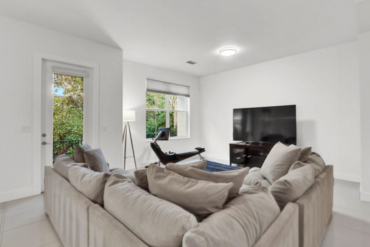 7113 Kensington Court, Palm Beach Gardens, FL 33418 Photo