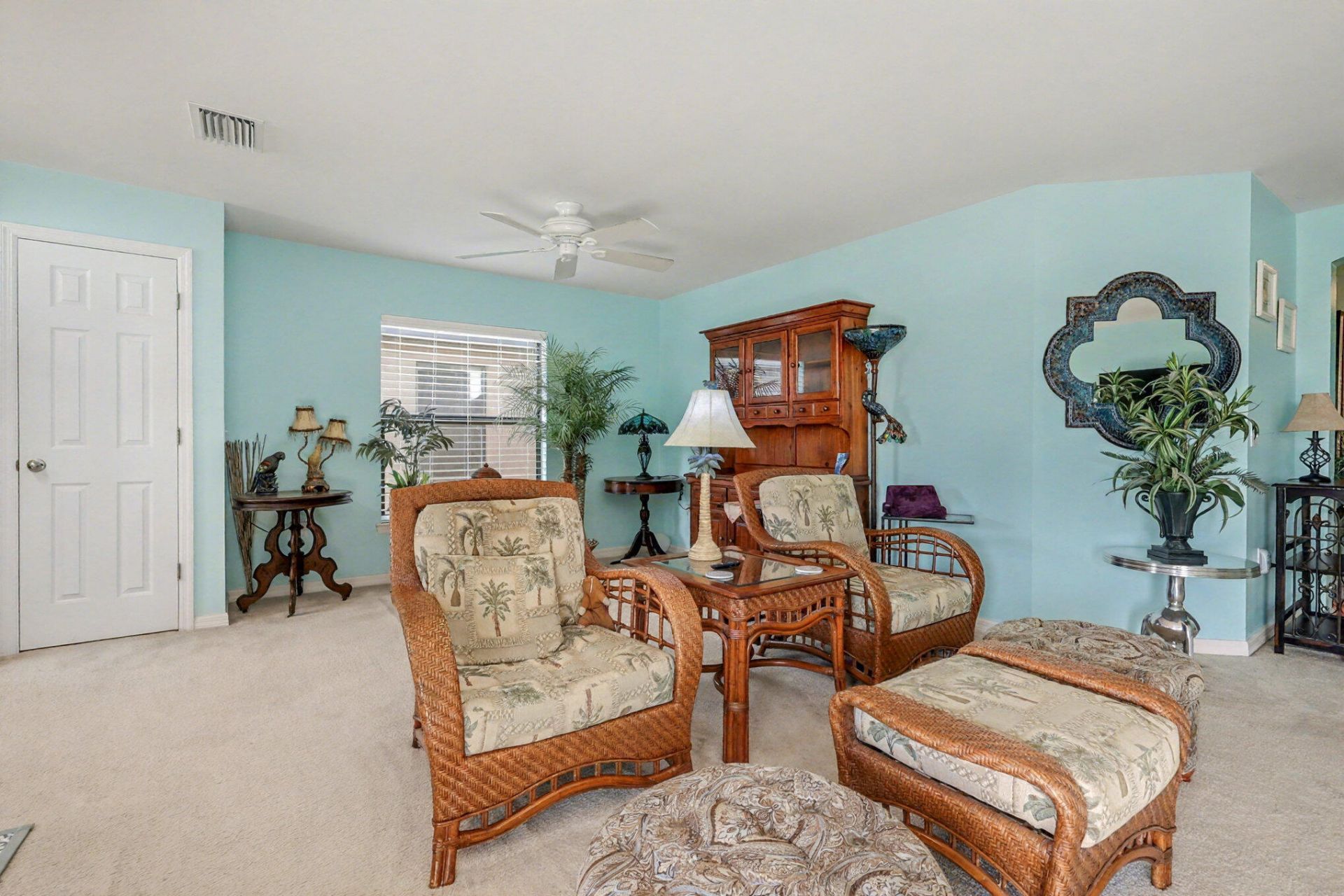 746 Center Lake Street, Lehigh Acres, FL 33974 Photo