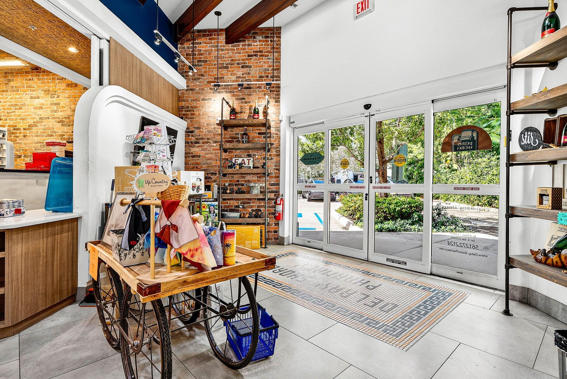 124 NE 5th Avenue, Delray Beach, FL 33484 Photo