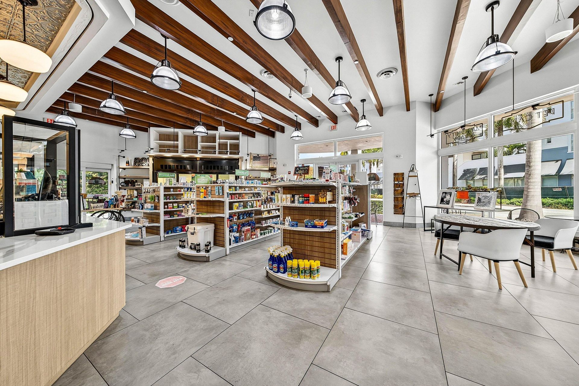 124 NE 5th Avenue, Delray Beach, FL 33484 Photo