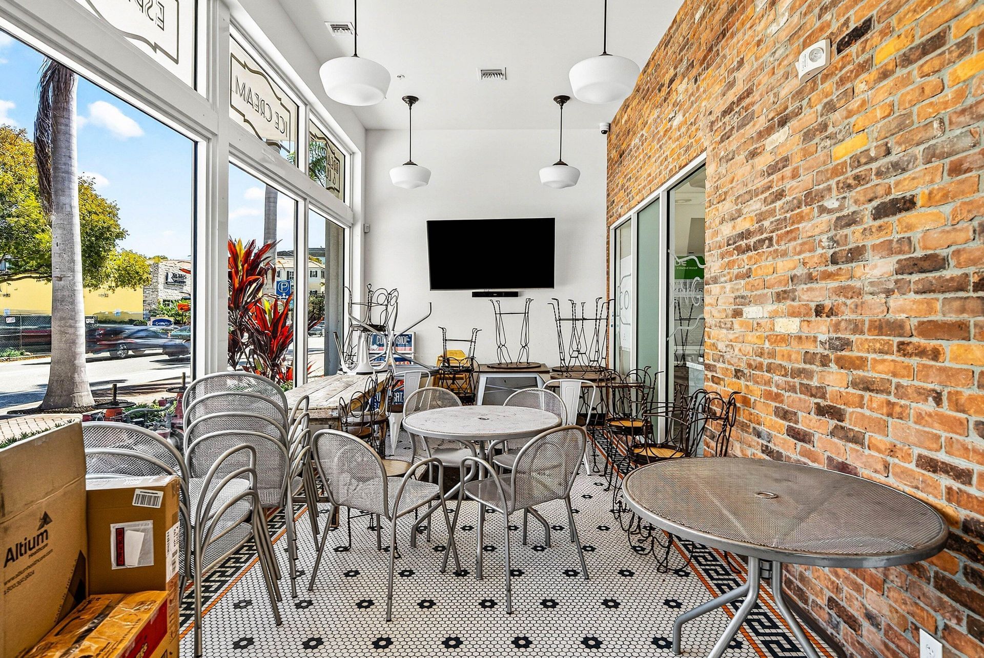 124 NE 5th Avenue, Delray Beach, FL 33484 Photo