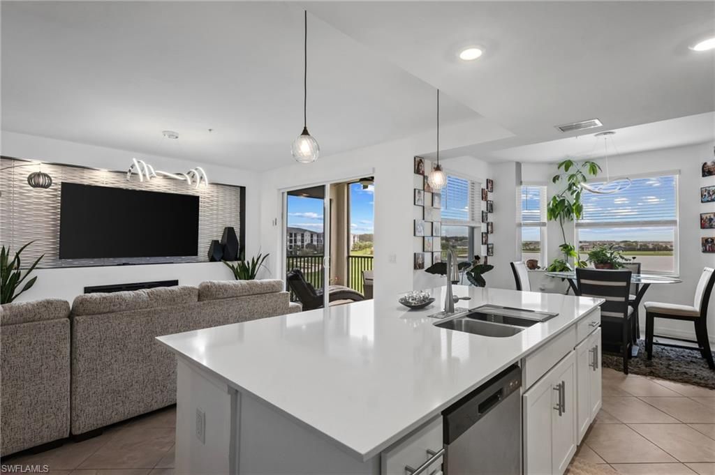 5651 Double Eagle Cir, Unit 4332, Ave Maria, FL 34142 Photo