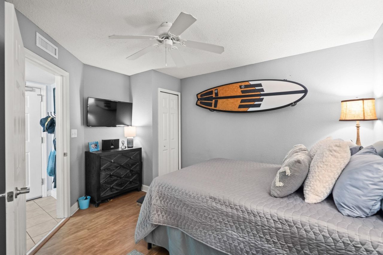 215 77th Ave. N  Photo 20