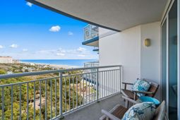 215 77th Ave. N  photo 4