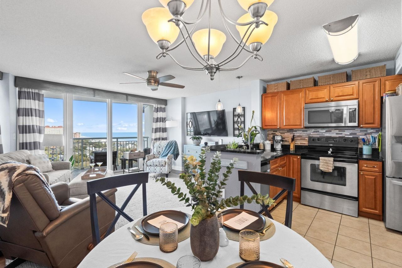 215 77th Ave. N  Photo 6