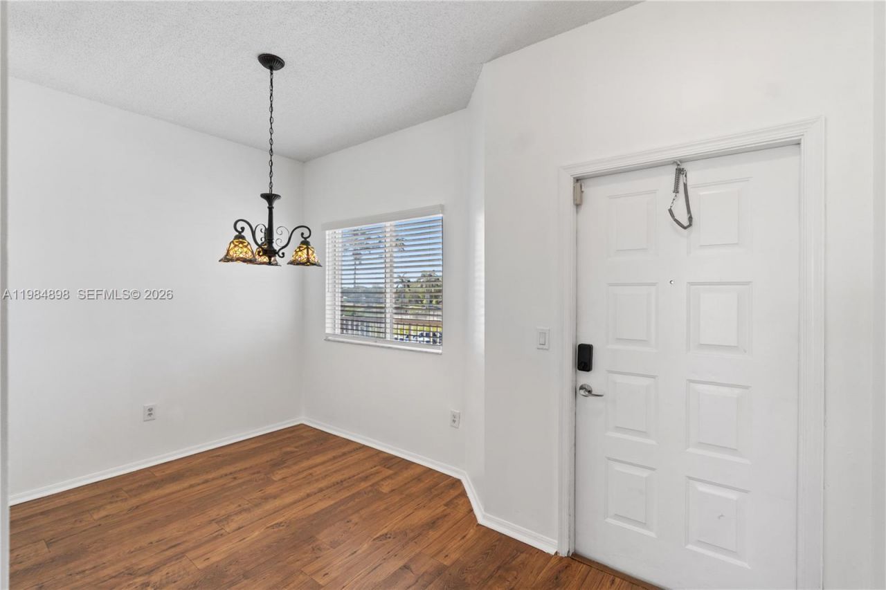 7647 Southampton Ter, Unit 314, Tamarac, FL 33321 Photo