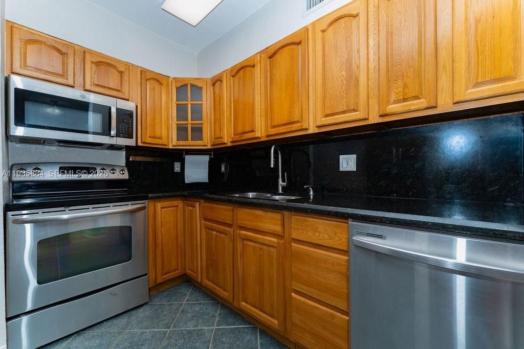 1474 NE 48th Ct, Pompano Beach, FL 33064 Photo