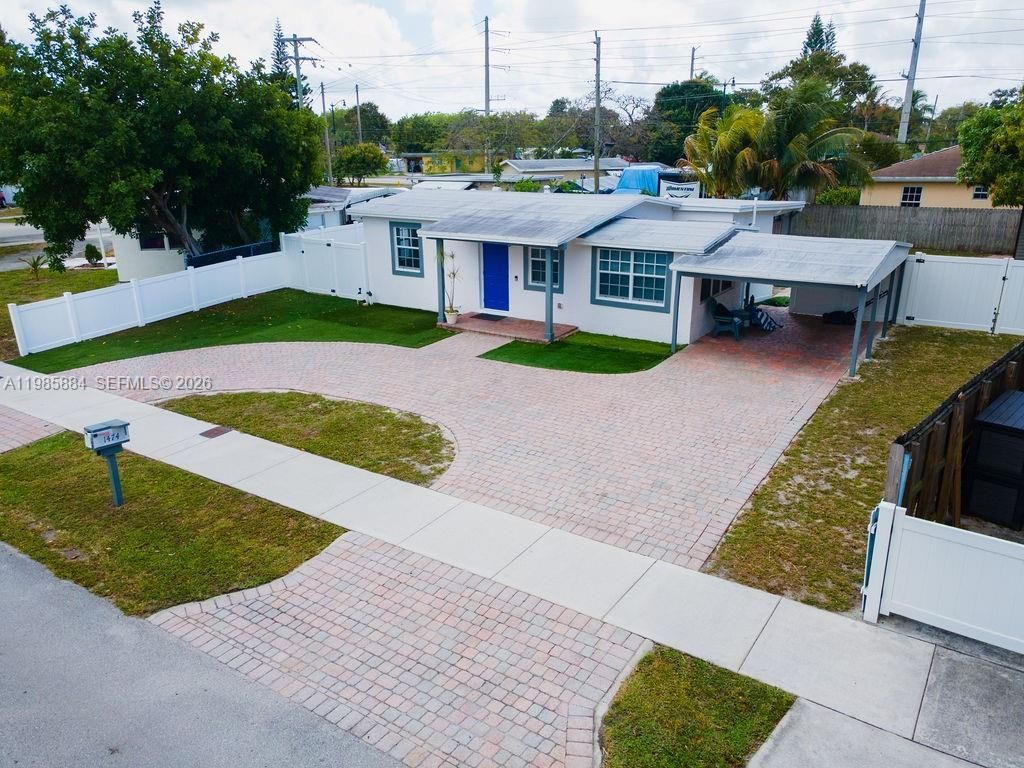 1474 NE 48th Ct, Pompano Beach, FL 33064 Photo