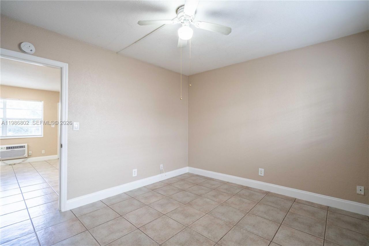 715 NE 6th St, Unit 2, Fort Lauderdale, FL 33304 Photo