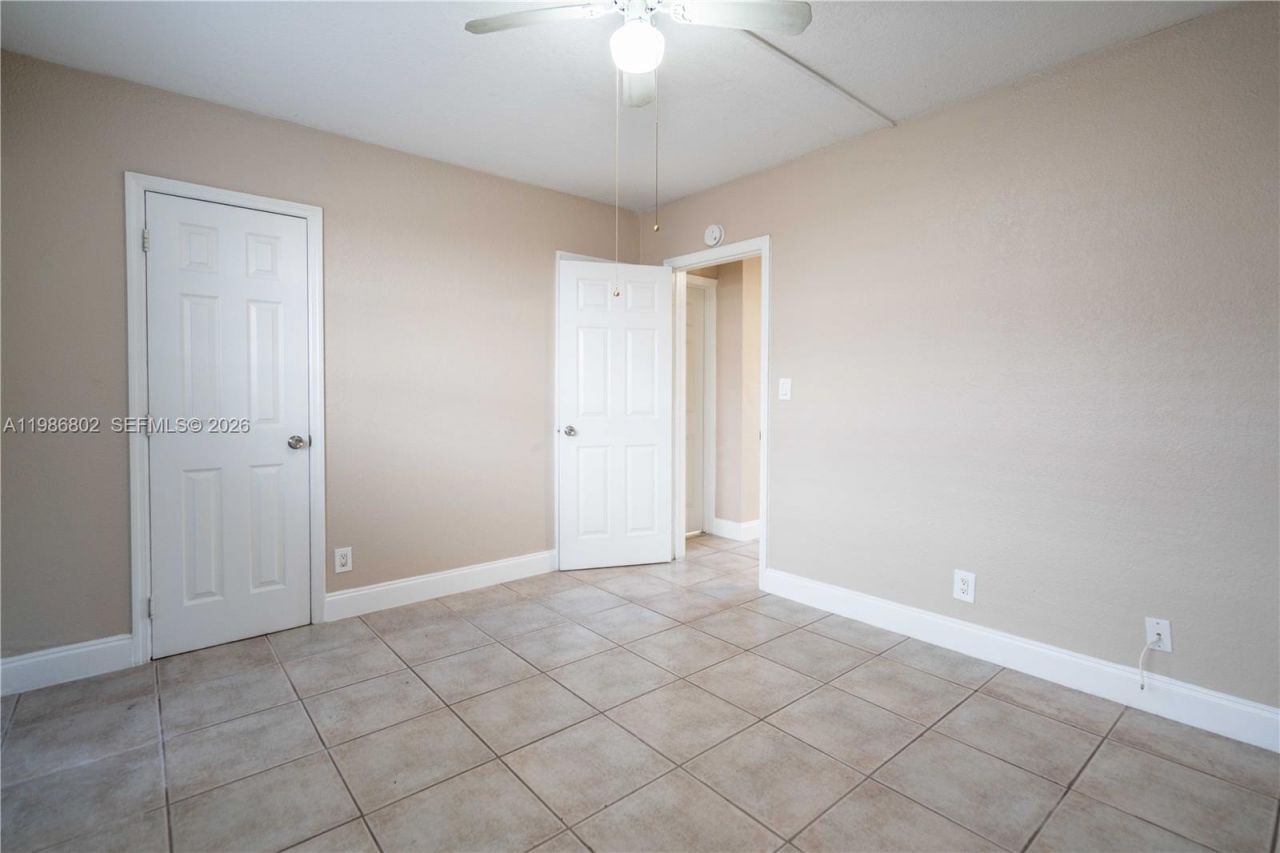 715 NE 6th St, Unit 2, Fort Lauderdale, FL 33304 Photo