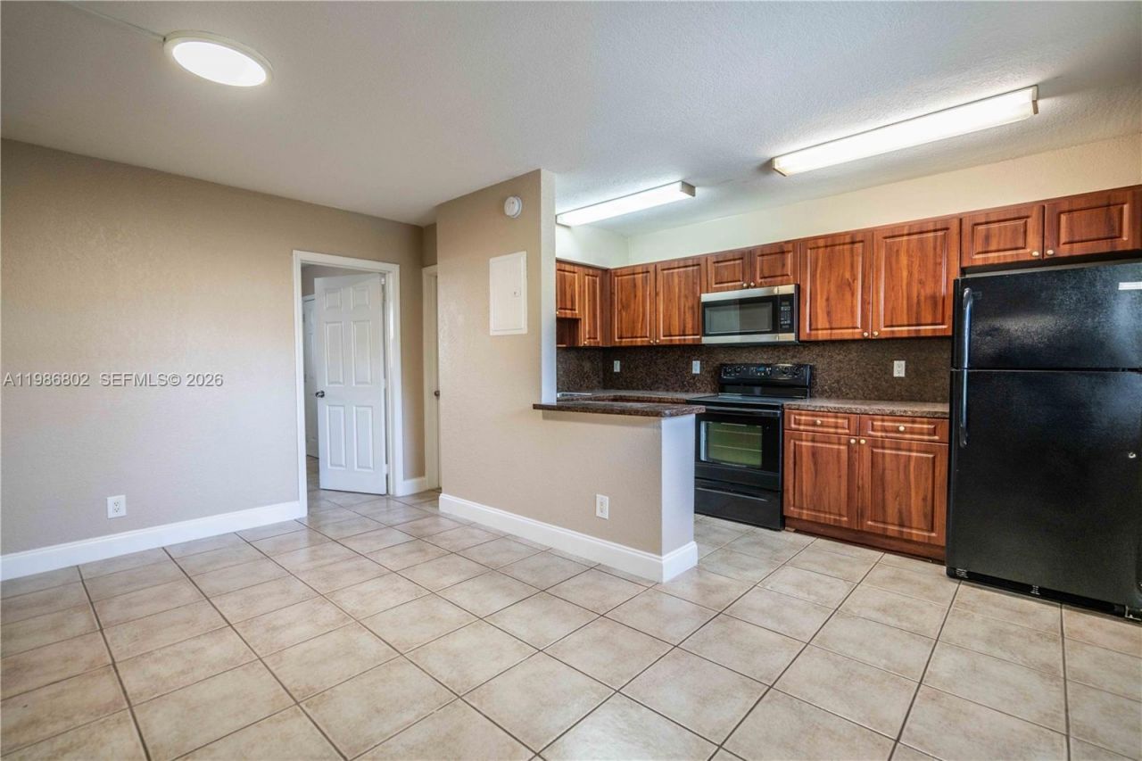 715 NE 6th St, Unit 2, Fort Lauderdale, FL 33304 Photo