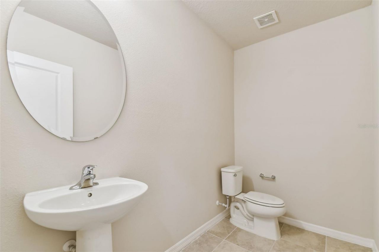 37417 Clinch Circle, Zephyrhills, FL 33540 Photo