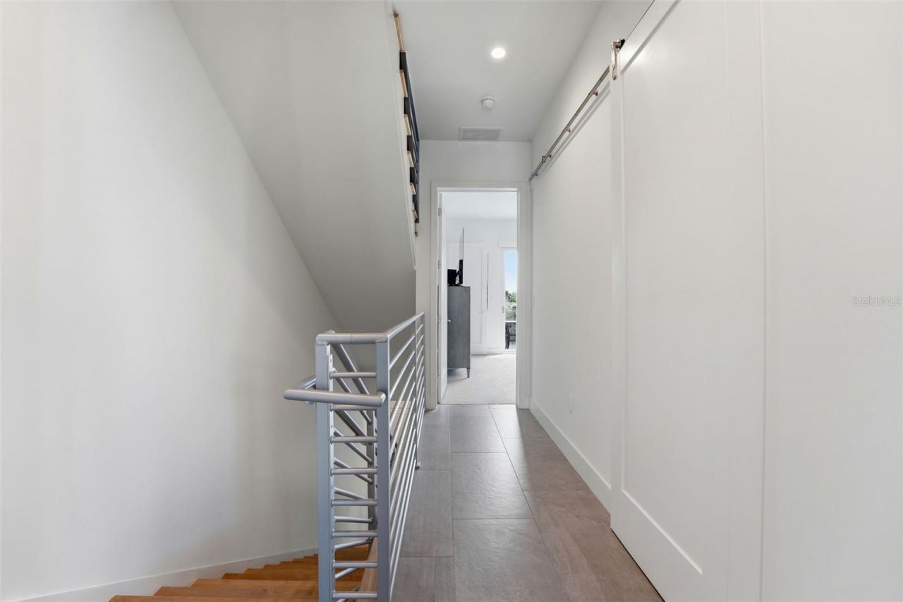 620 Rawls Avenue, Sarasota, FL 34236 Photo