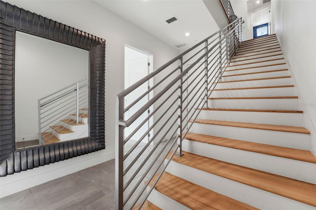 620 Rawls Avenue, Sarasota, FL 34236 Photo