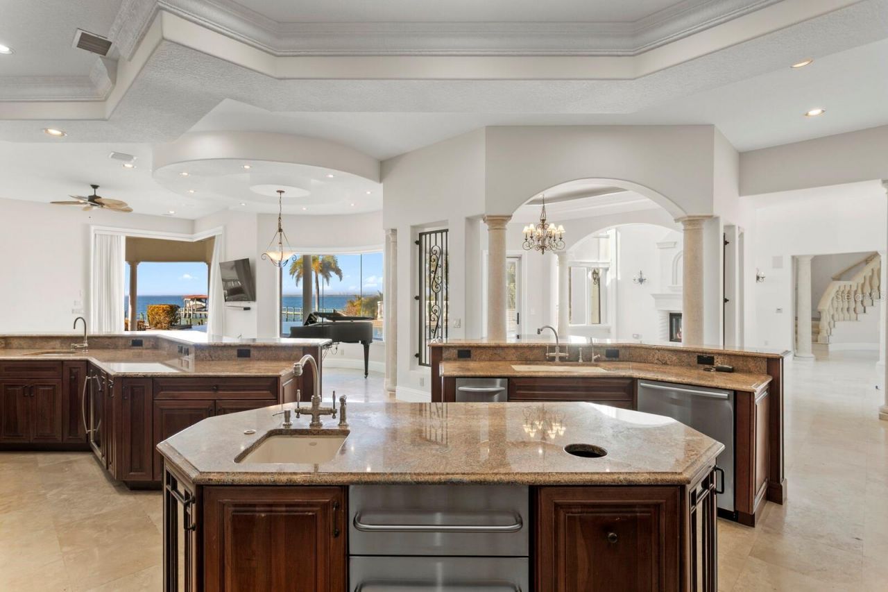 6528 Surfside Boulevard, Apollo Beach, FL 33572 Photo