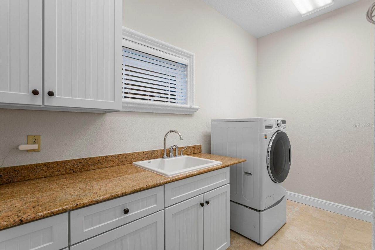 6528 Surfside Boulevard, Apollo Beach, FL 33572 Photo