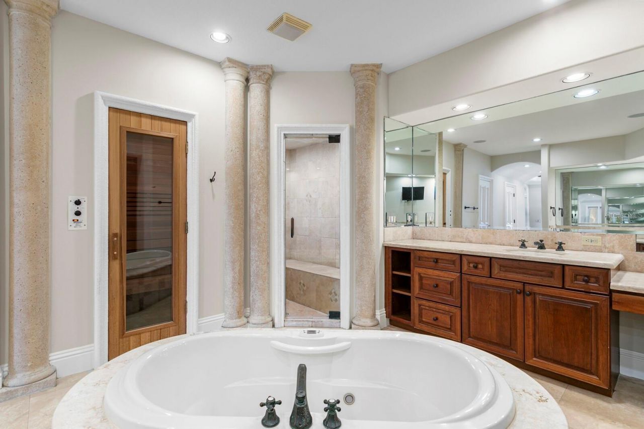 6528 Surfside Boulevard, Apollo Beach, FL 33572 Photo